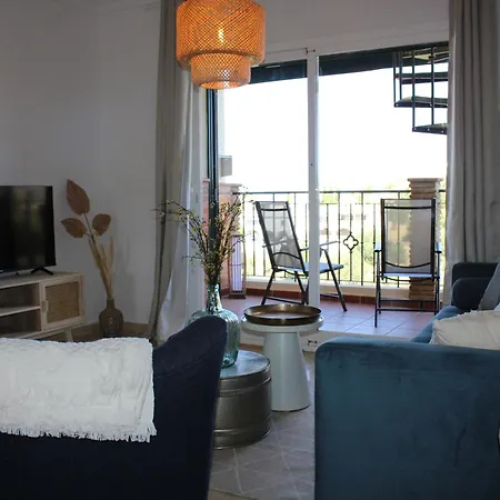 Renovated Penthouse Oasis With Sea & Mountain Views Apartment