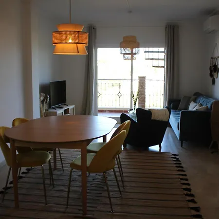 Renovated Penthouse Oasis With Sea & Mountain Views Fuengirola